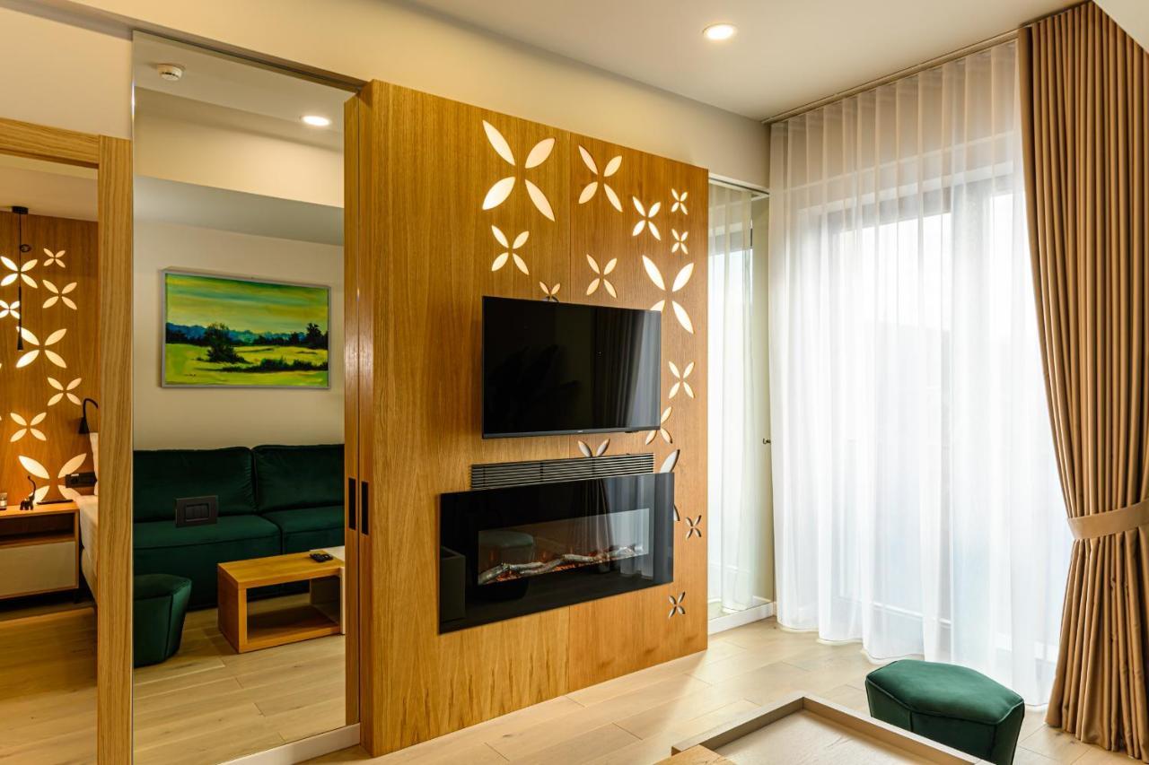 Hotel Dukat Gura Humorului Εξωτερικό φωτογραφία