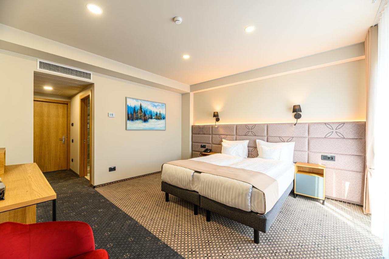 Hotel Dukat Gura Humorului Εξωτερικό φωτογραφία