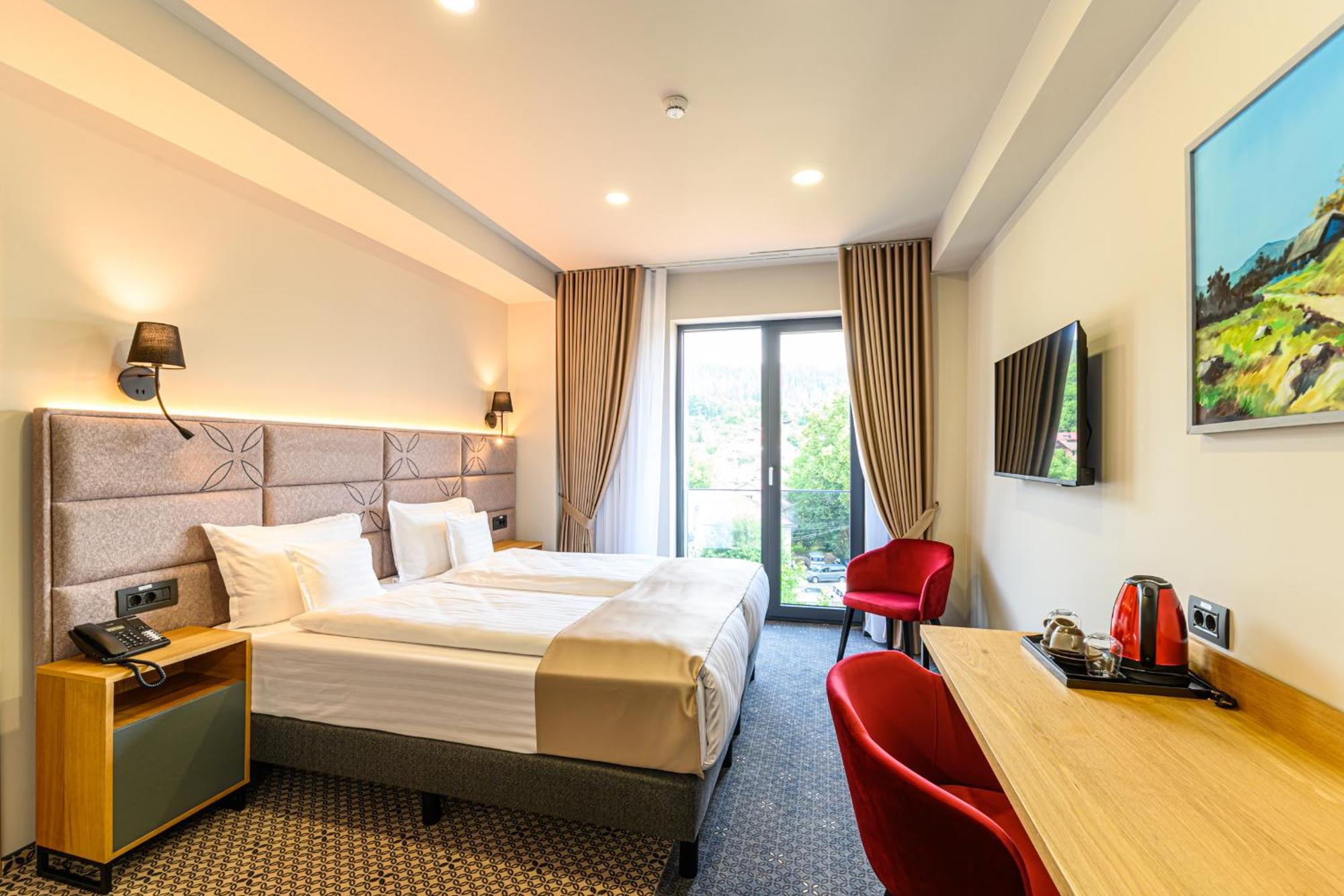 Hotel Dukat Gura Humorului Εξωτερικό φωτογραφία